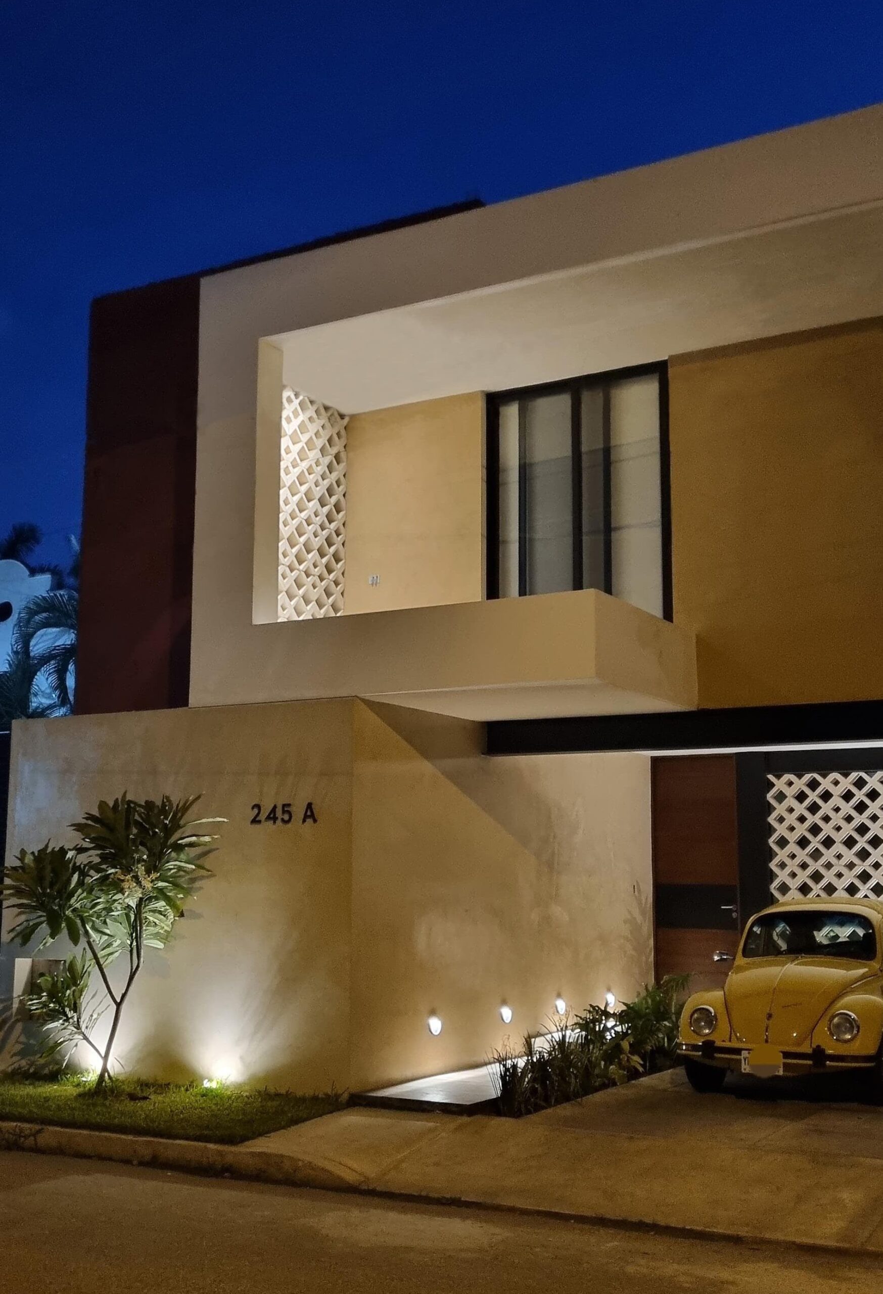 Casa M12